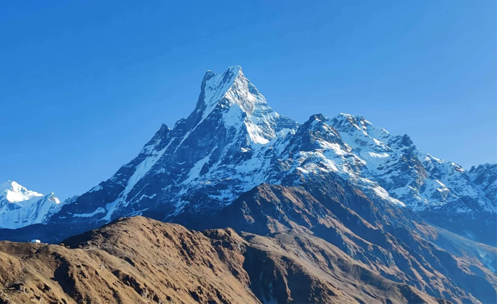 Tea house stop on the Mardi Himal trekking trail